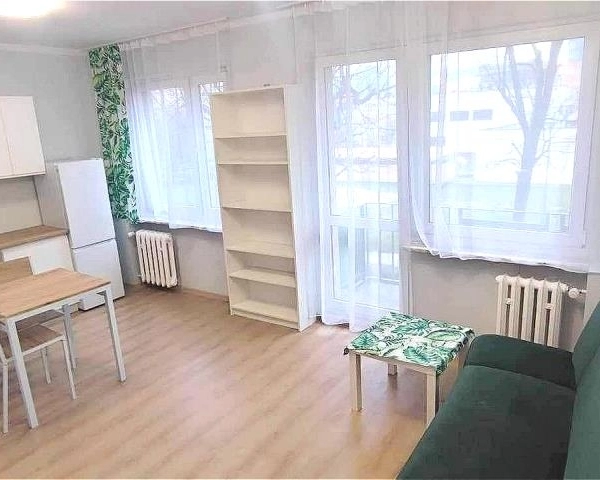 DO wynajęcia kawalerka ul.Krzyżanowskiego.-3