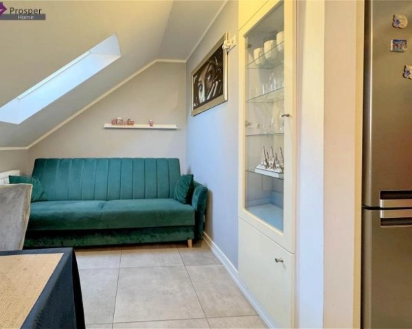 Dwupoziomowe mieszkanie w spokojnej okolicy-Gotowe