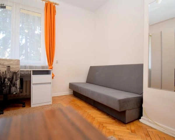 Kawalerka w świetnej lokalizacji-Dostępna od zaraz