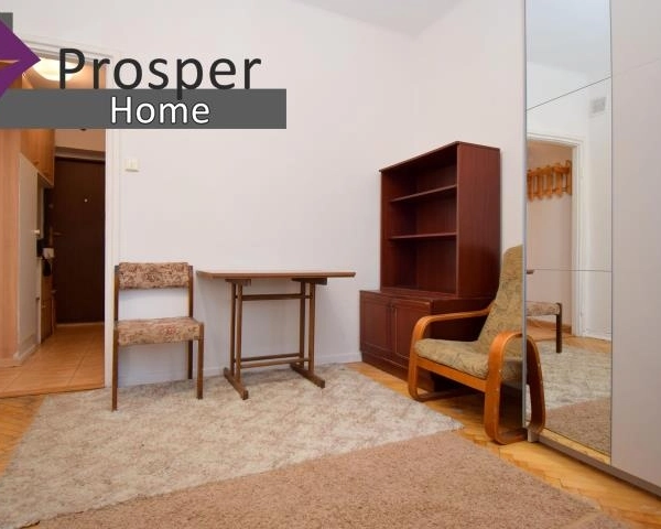 Kawalerka w świetnej lokalizacji-Dostępna od zaraz-2