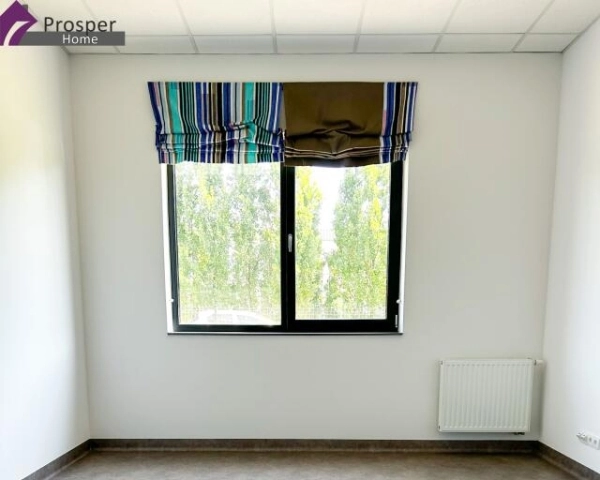 Lokal 98 m² na wynajem | Dworzysko | Parter | Klimatyzacja | Parking-1