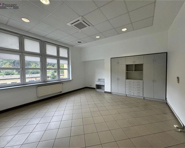 Lokal biurowo usługowy 24,30m2