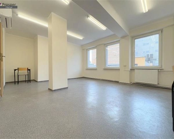 LOKAL w samym CENTRUM Rzeszowa-kilka pomieszczeń-1