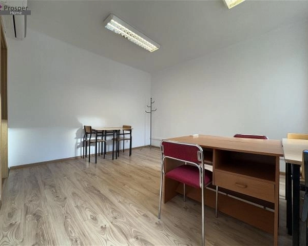 LOKAL w samym CENTRUM Rzeszowa-kilka pomieszczeń-6