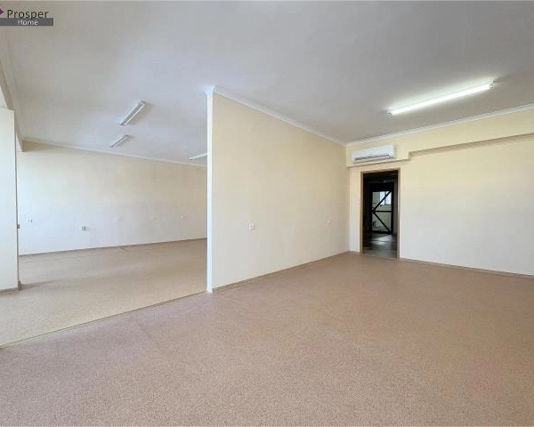 LOKAL w samym CENTRUM Rzeszowa-kilka pomieszczeń-4