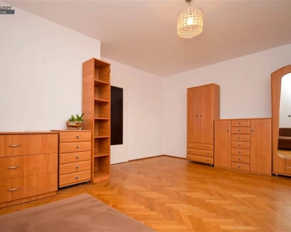 Mieszkanie z 2 niezależnymi pokojami - Graniczna-1