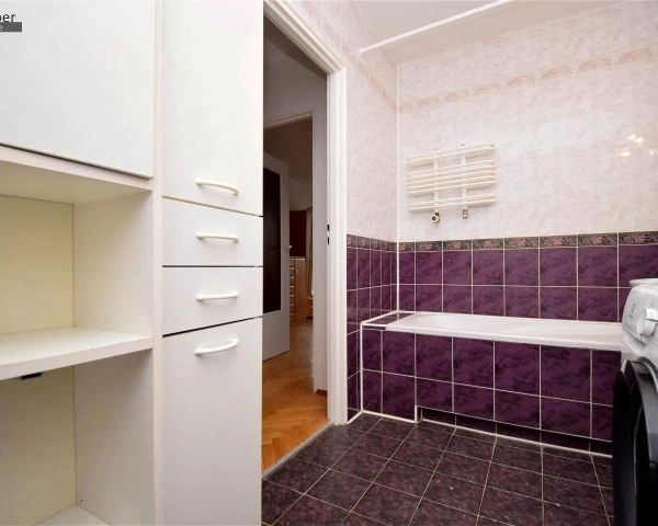 Mieszkanie z 2 niezależnymi pokojami - Graniczna-7