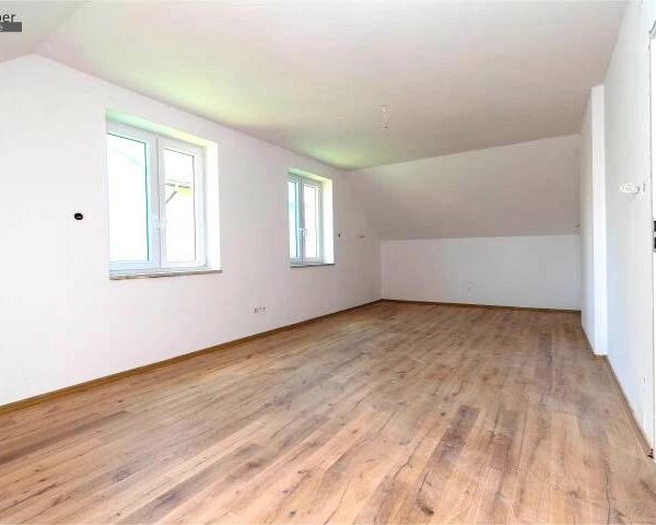 NA SPRZEDAŻ DOM 135m2 W MALAWIE/15ar DZIAŁKA-3