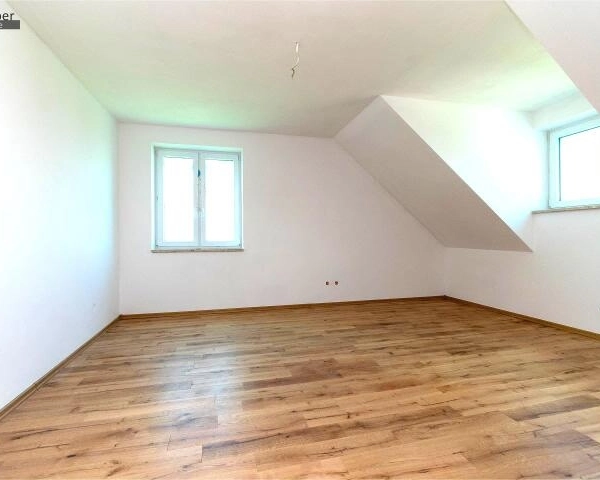 NA SPRZEDAŻ DOM 135m2 W MALAWIE/15ar DZIAŁKA-5