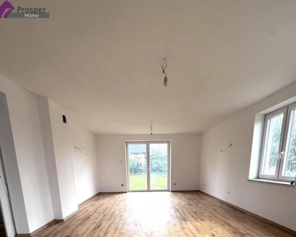 NA SPRZEDAŻ DOM 135m2 W MALAWIE/15ar DZIAŁKA-7