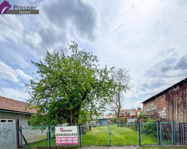 Na sprzedaż dom z działką 6 ar w CENTRUM KAŃCZUGI-4