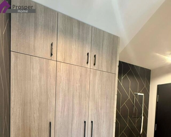 Nowoczesne, świeżo wykończone mieszkanie z widokiem, który robi wrażenie!-6