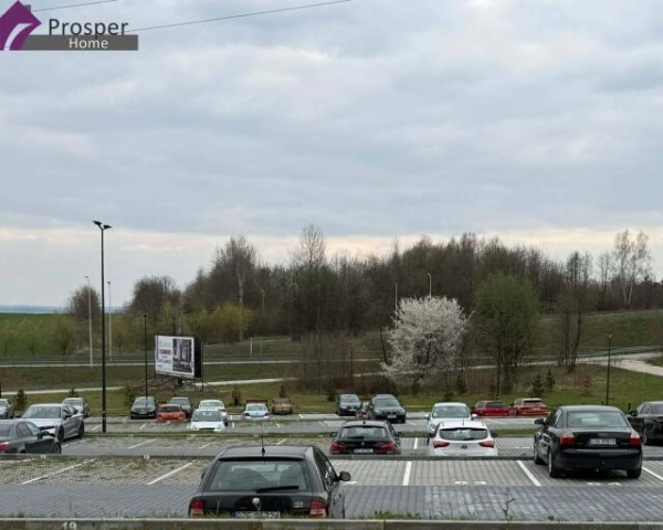 Nowoczesne, świeżo wykończone mieszkanie z widokiem, który robi wrażenie!-8