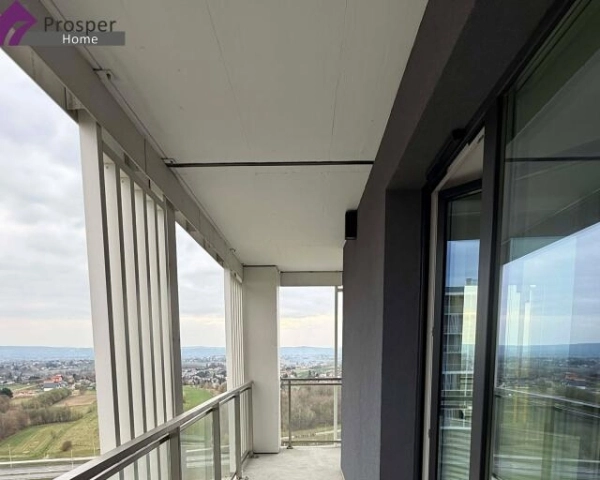 Nowoczesne, świeżo wykończone mieszkanie z widokiem, który robi wrażenie!-9