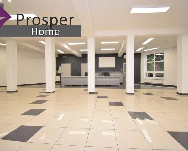 Wynajmę lokal na parterze 185m2 JAROSŁAW/PARKING-7